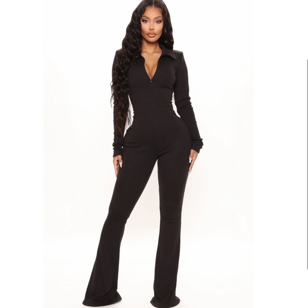 SEXY BLACK FASHIONNOVA JUMPSUIT